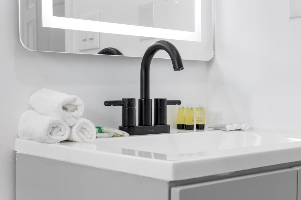 Alani Bay Designer Condos Форт Лодърдейл Екстериор снимка