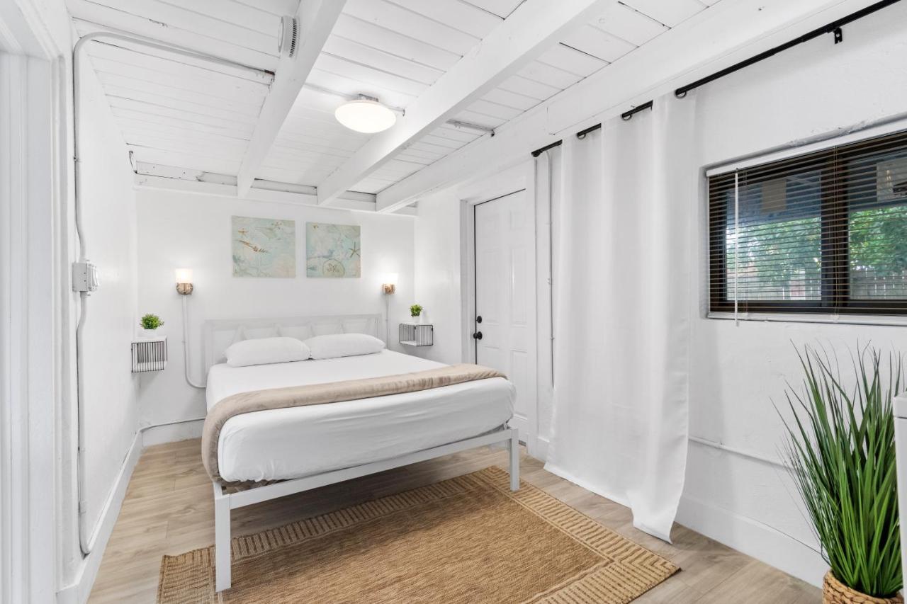 Alani Bay Designer Condos Форт Лодърдейл Екстериор снимка